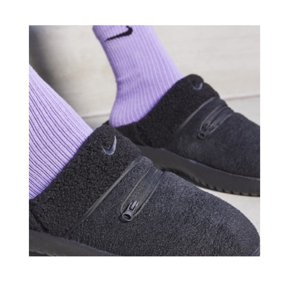 NWT Nike Womens Burrow SE NA Black Dark Smoke Grey Slides Size 6 - Picture 2 of 8